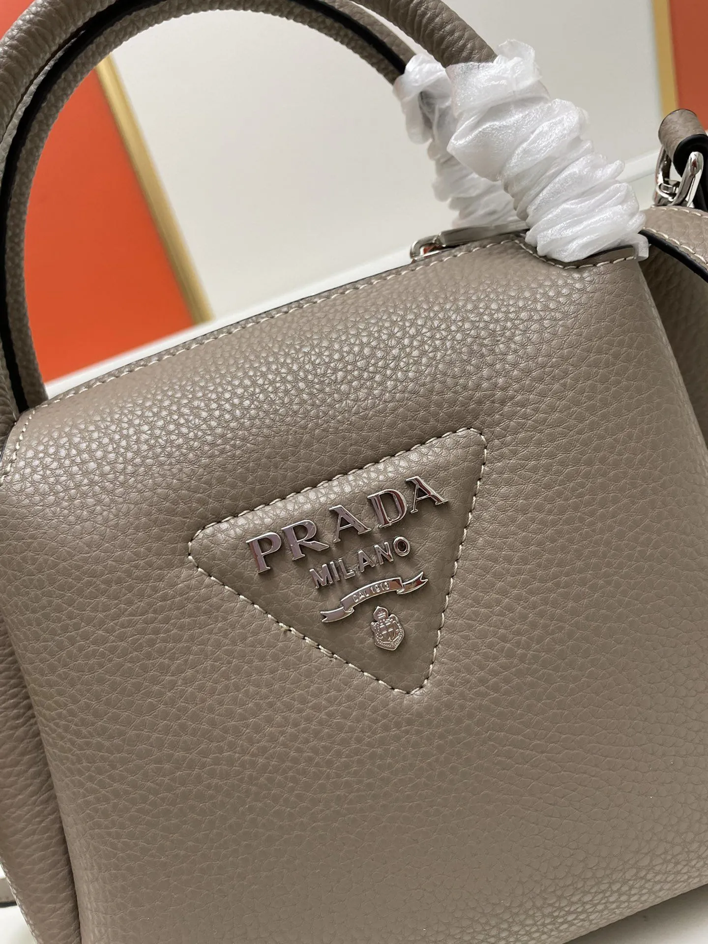 Prada Top Handle Bags-987 - Image 4