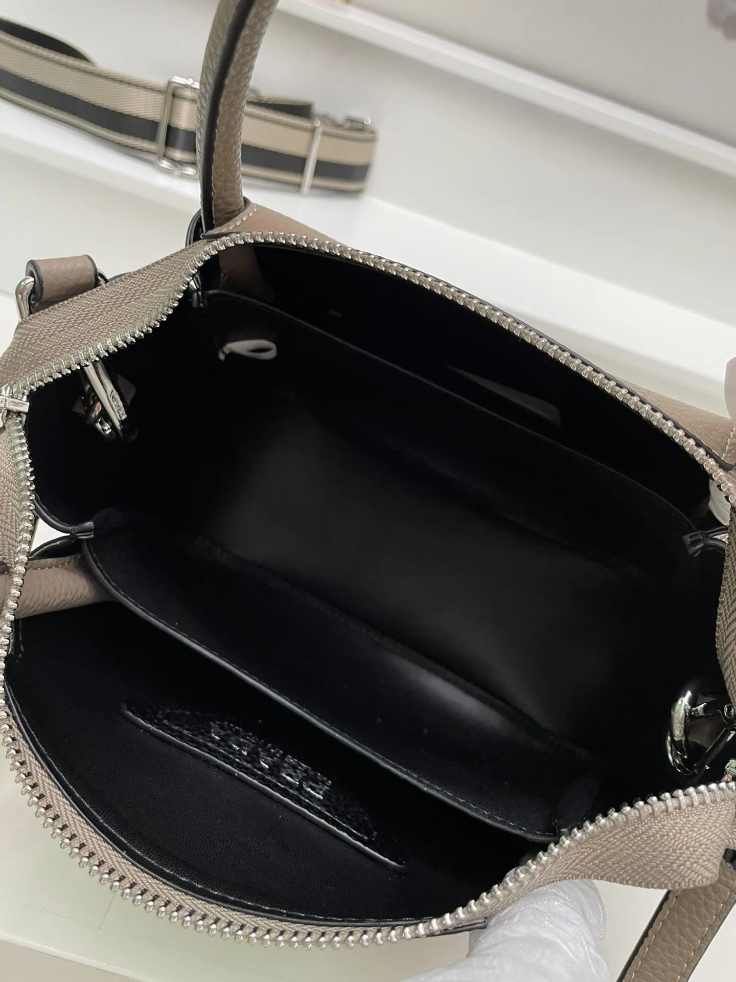 Prada Top Handle Bags-987 - Image 8