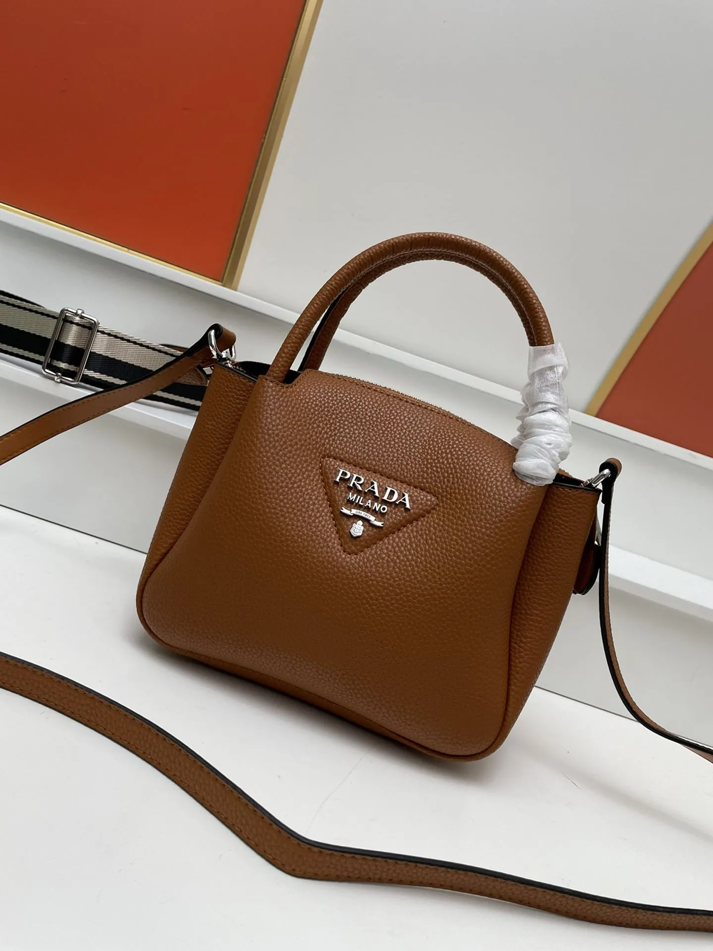 Prada Top Handle Bags-989 - Image 4
