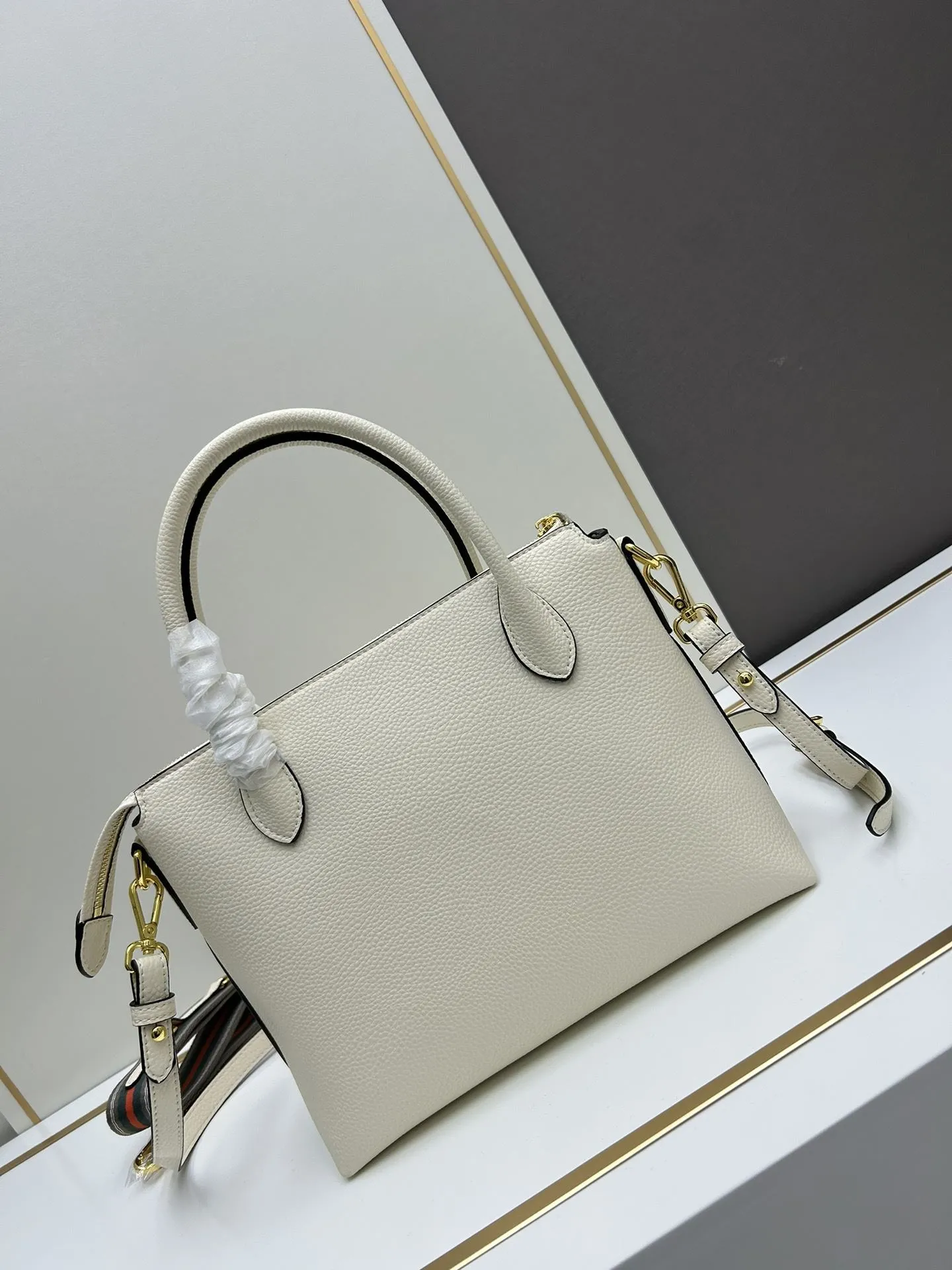 Prada Top Handle Bags-1007 - Image 3