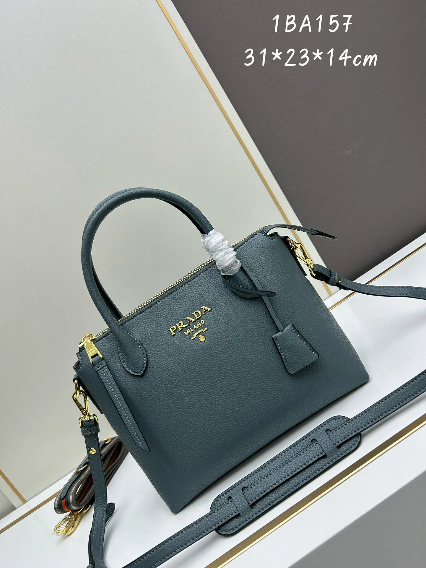 Prada Top Handle Bags-1009