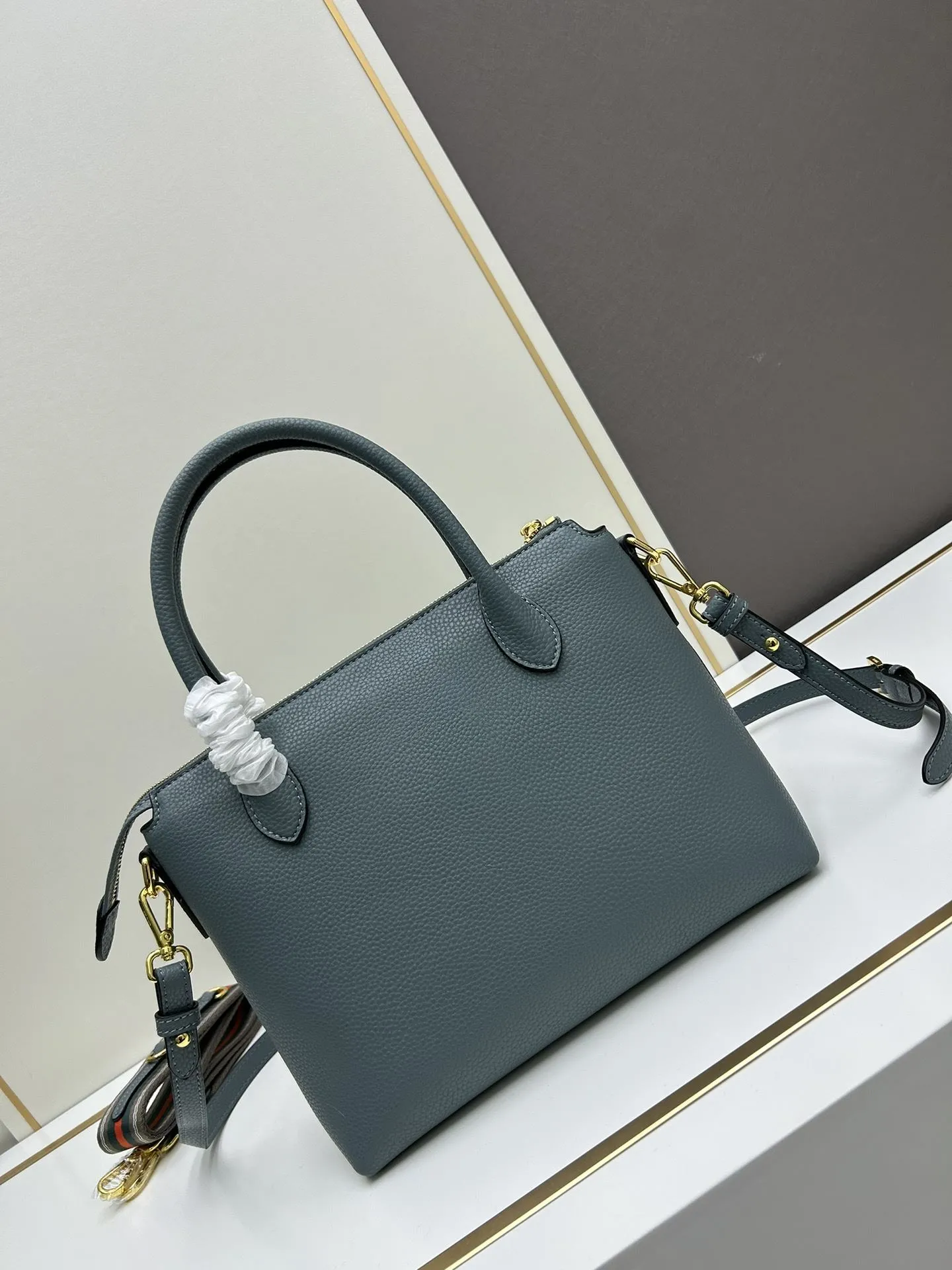 Prada Top Handle Bags-1009 - Image 3