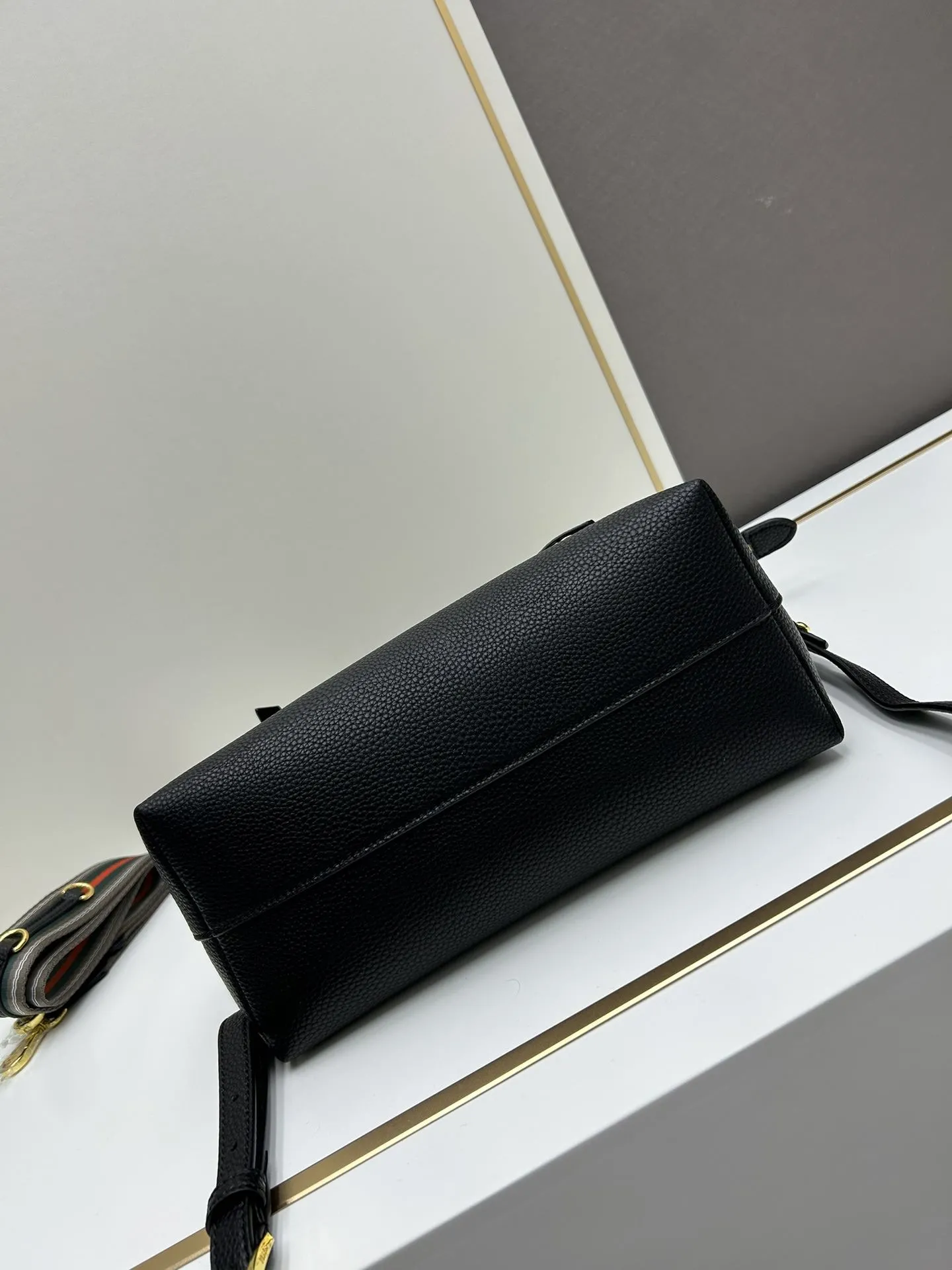 Prada Top Handle Bags-1010 - Image 5