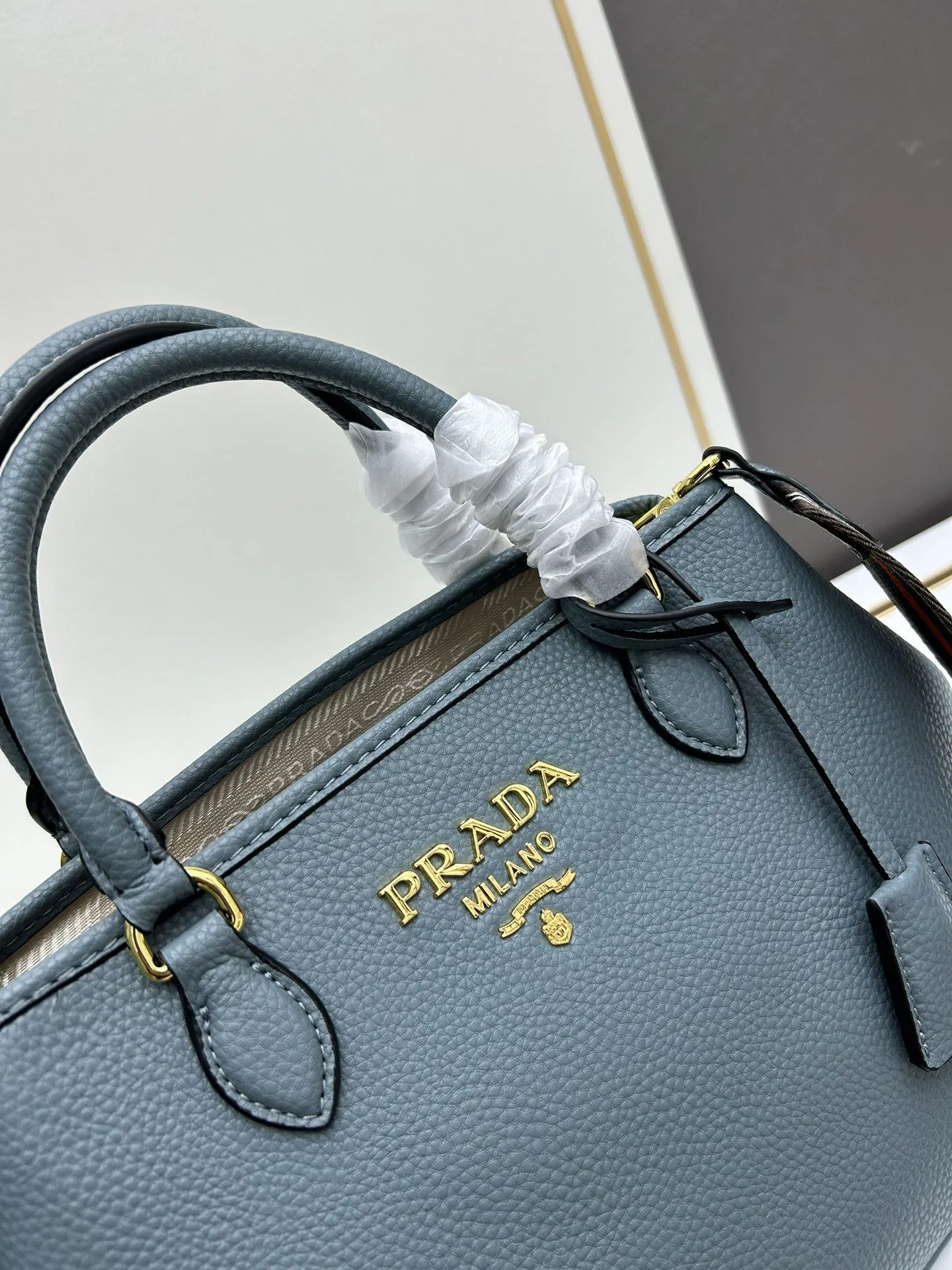 Prada Top Handle Bags-1012 - Image 4