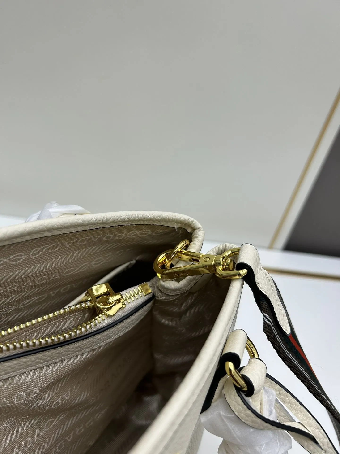 Prada Top Handle Bags-1014 - Image 6