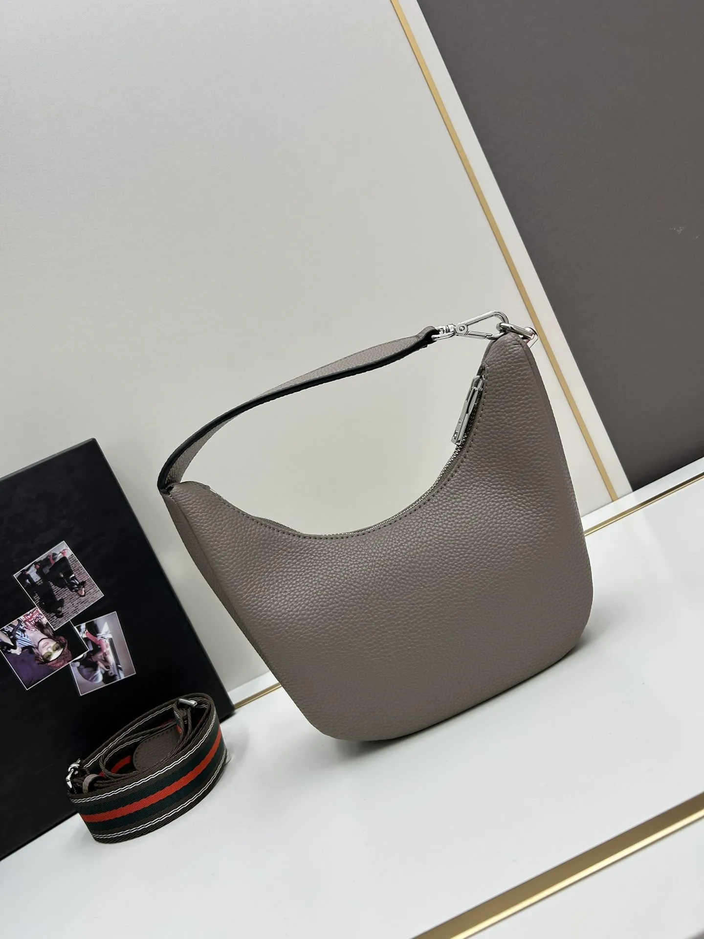 Prada Top Handle Bags-1016 - Image 3