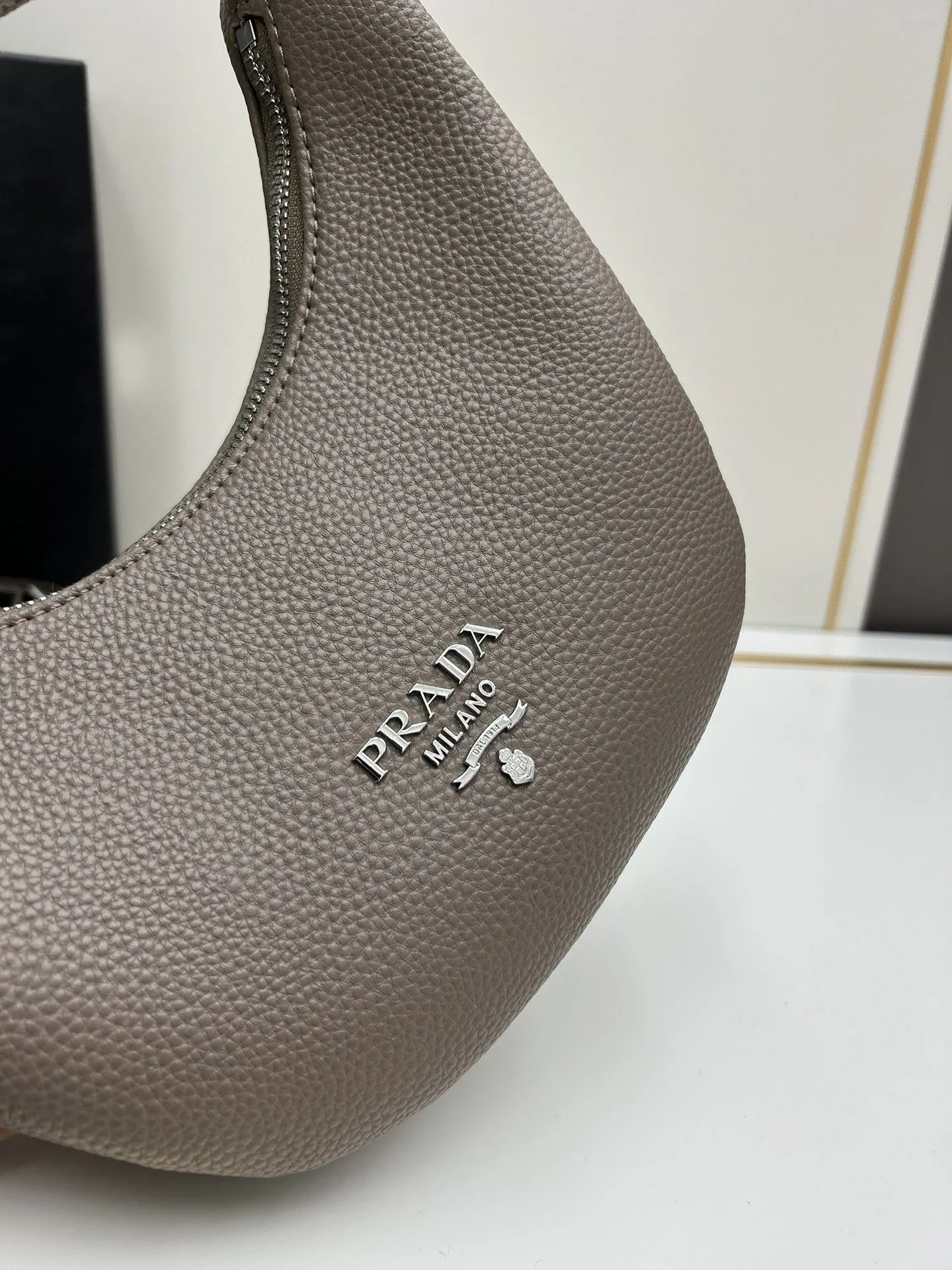 Prada Top Handle Bags-1016 - Image 4
