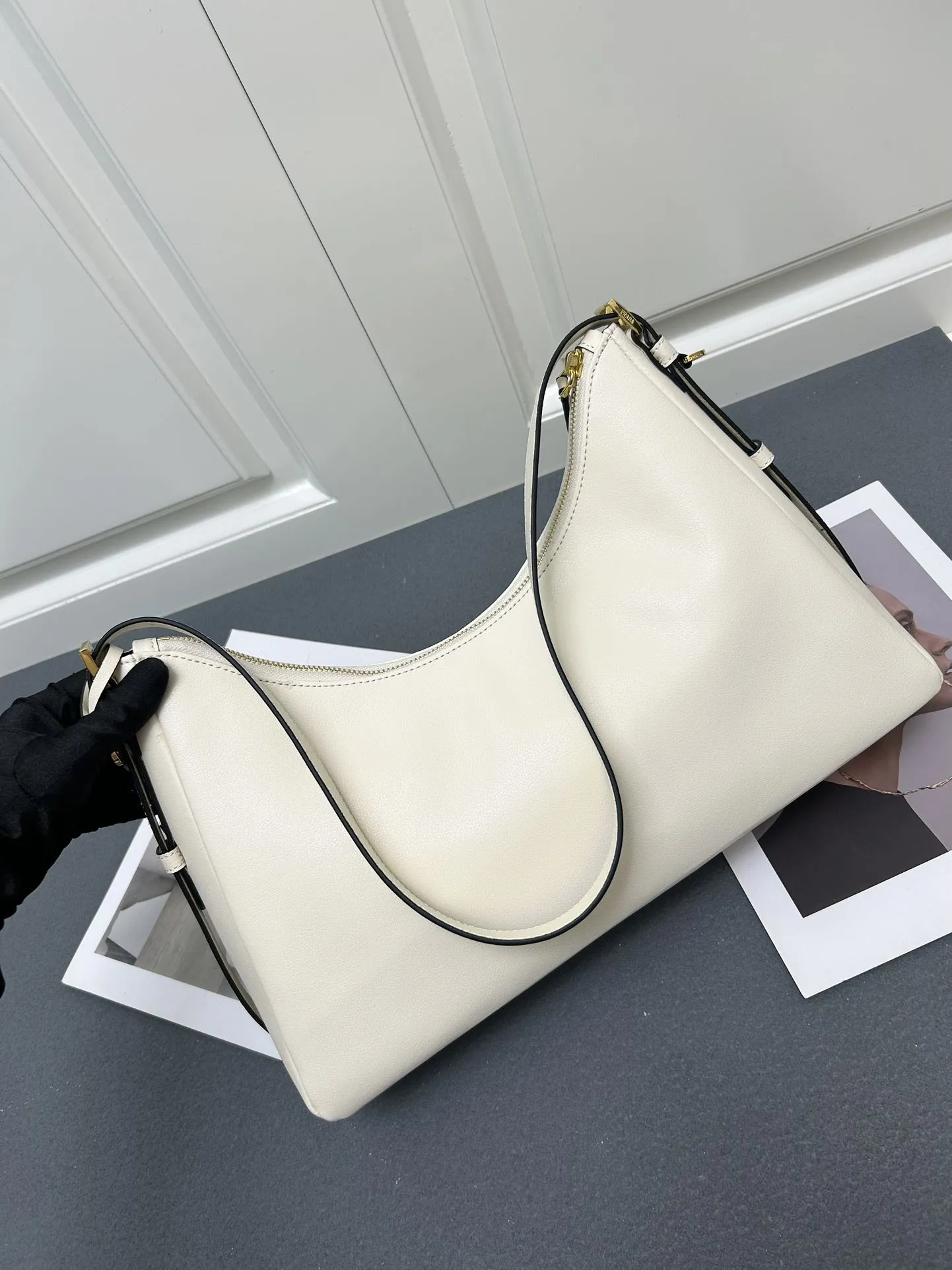 Prada Top Handle Bags-1022 - Image 4