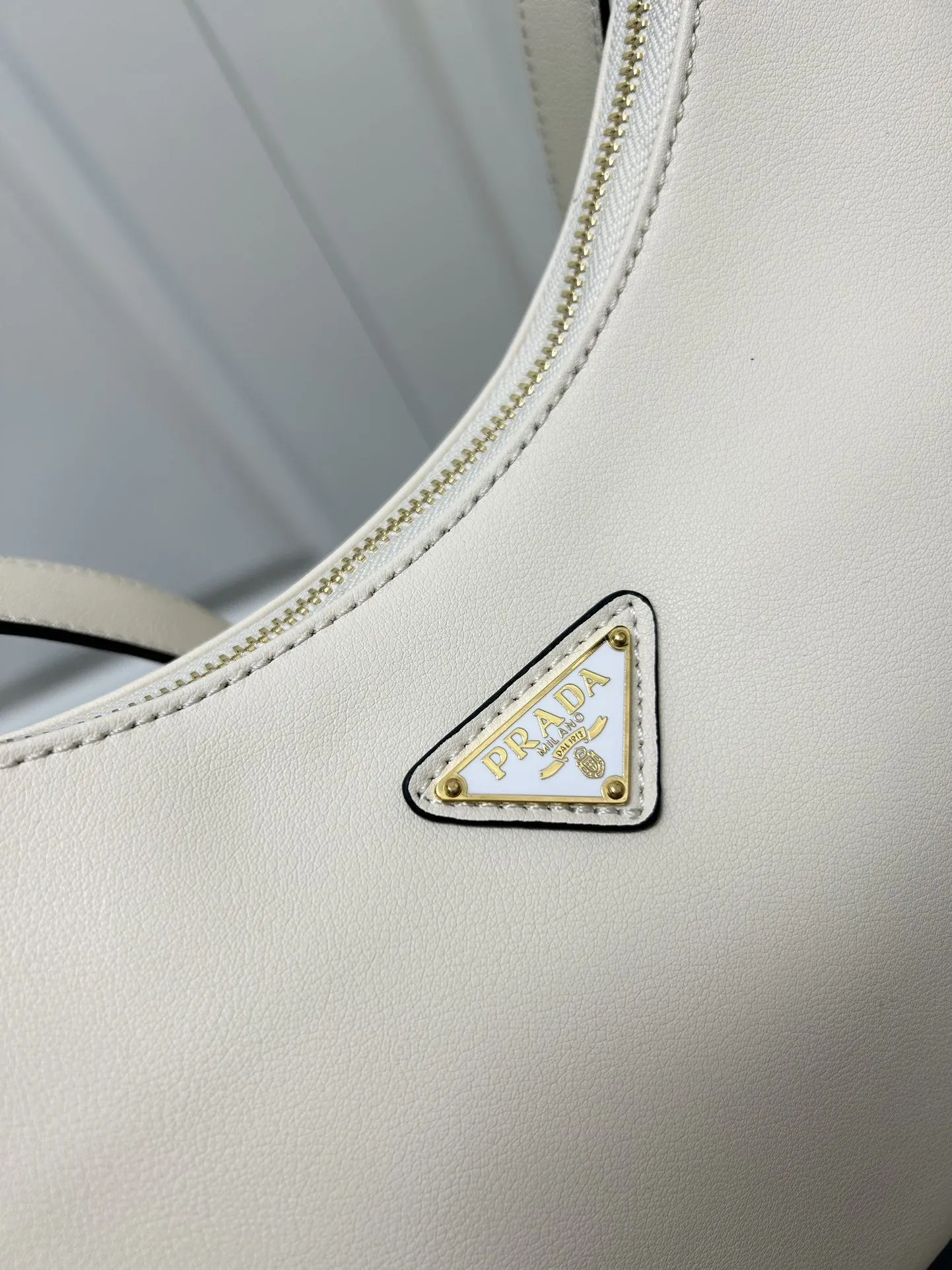 Prada Top Handle Bags-1022 - Image 5