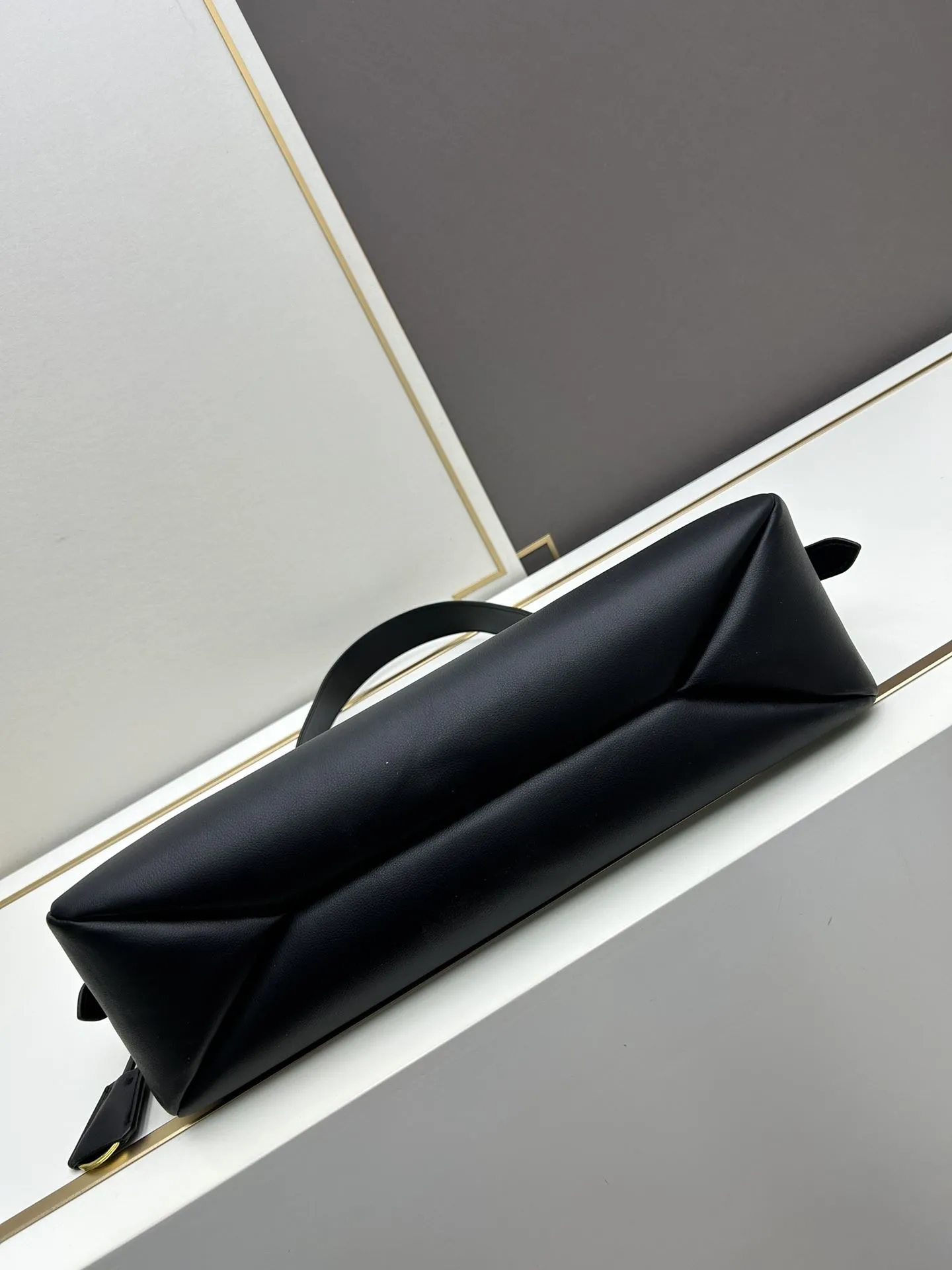 Prada Top Handle Bags-1061 - Image 4