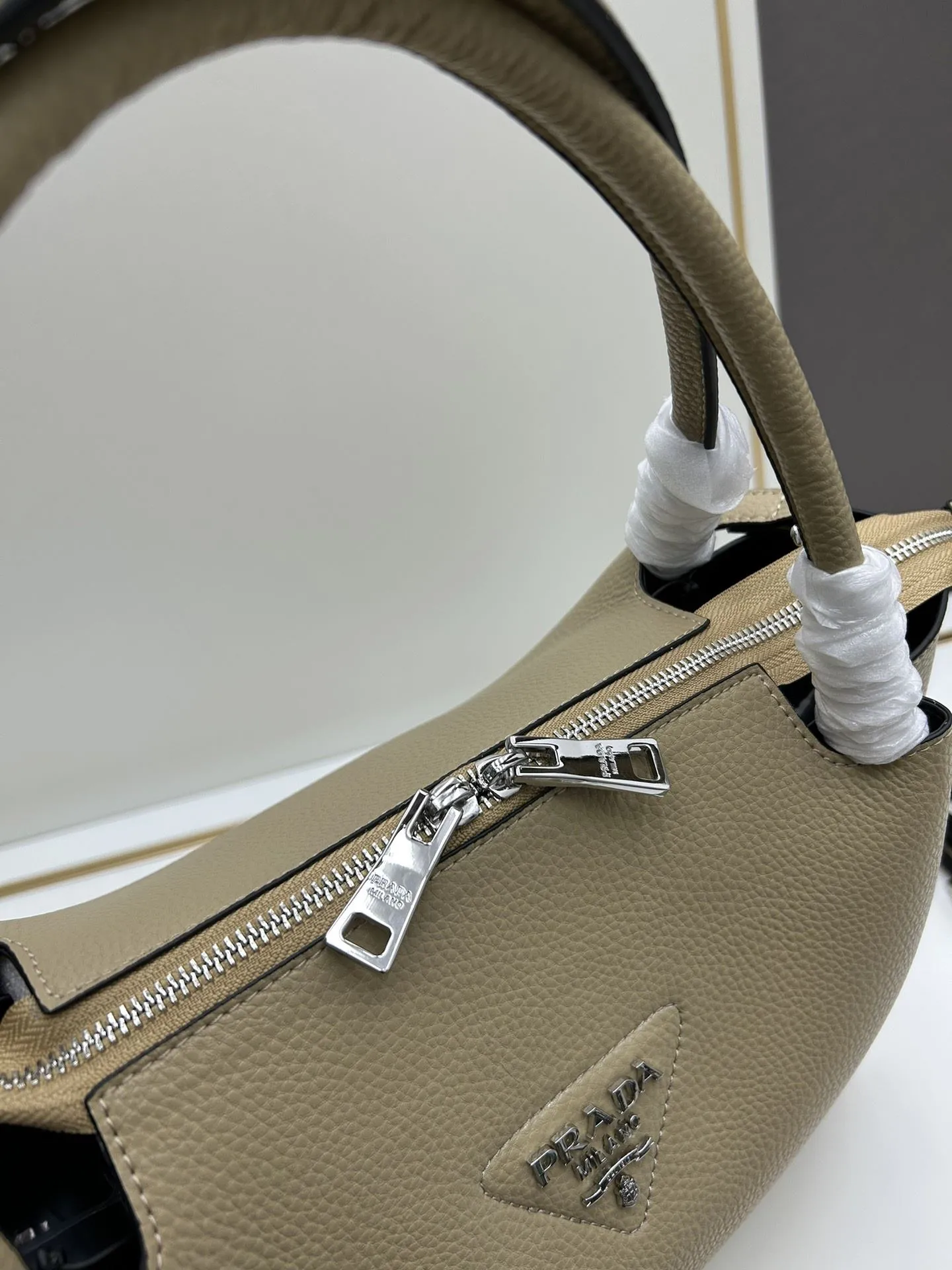 Prada Top Handle Bags-1125 - Image 6