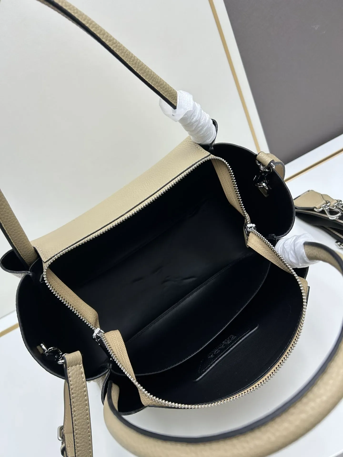 Prada Top Handle Bags-1125 - Image 7