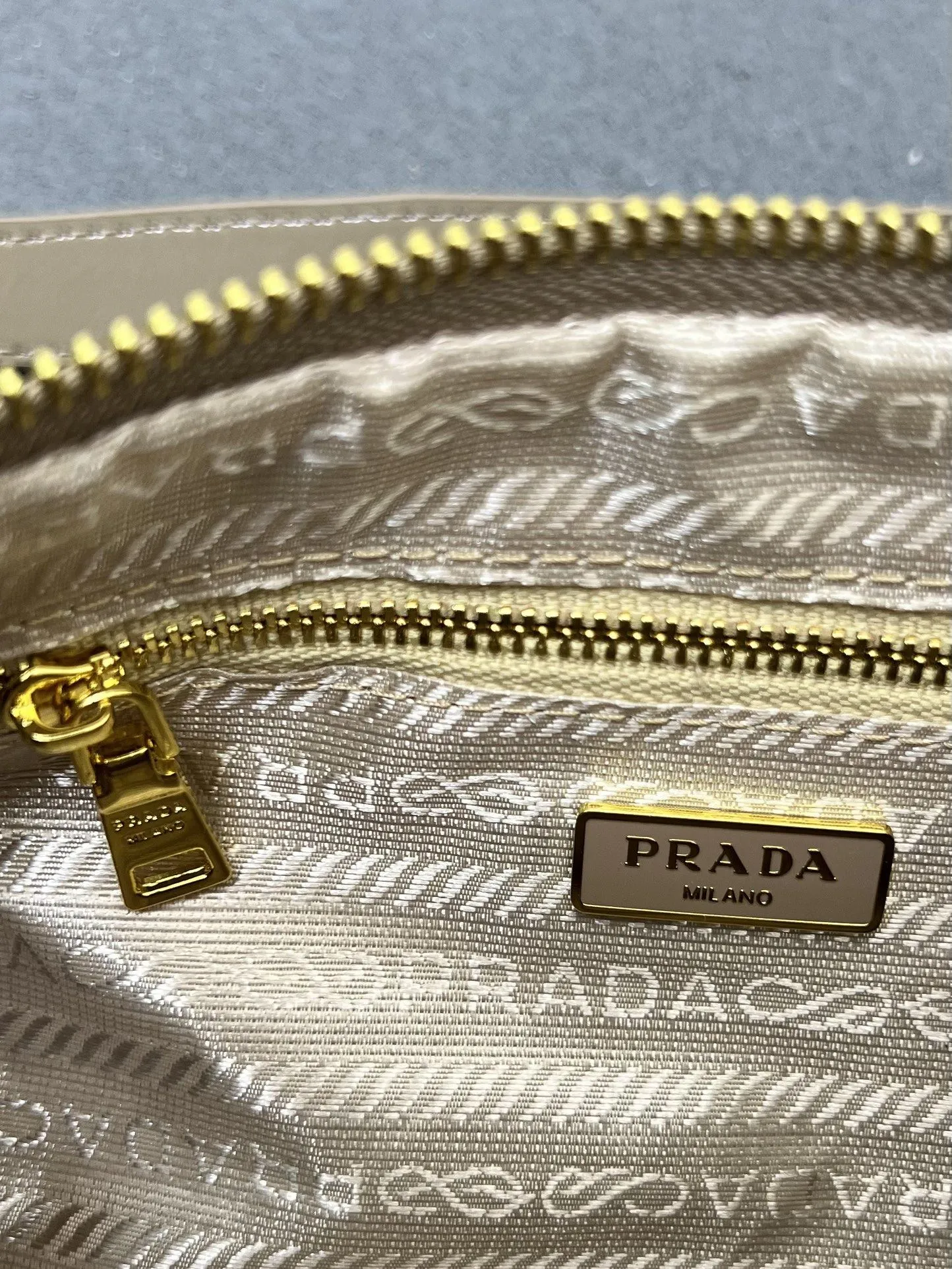 Alternative view of Prada Top Handle Bags-1134