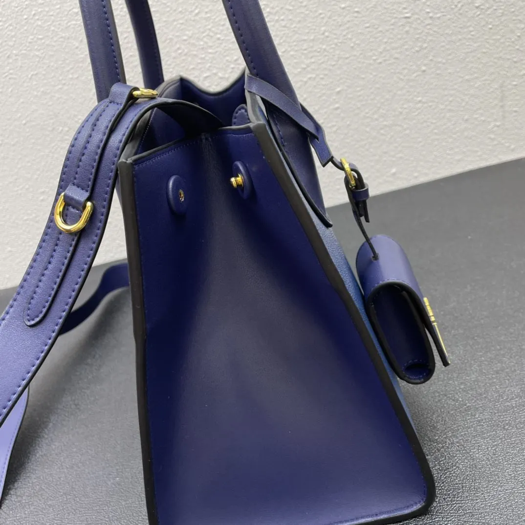Prada Top Handle Bags-1154 - Image 7