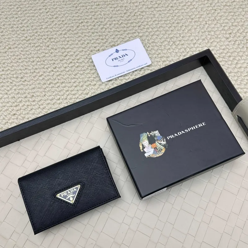 PradaWallets-3