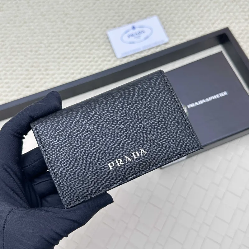Alternative view of PradaWallets-8
