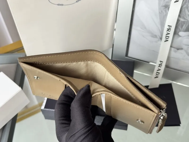 Alternative view of PradaWallets-23