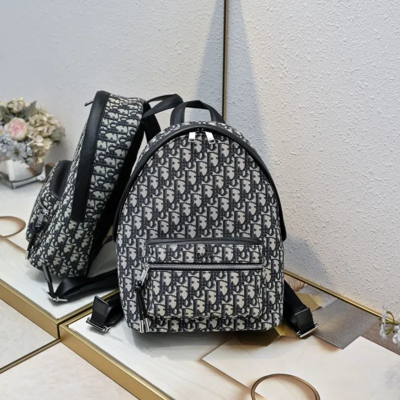 Dior Backpacks-11