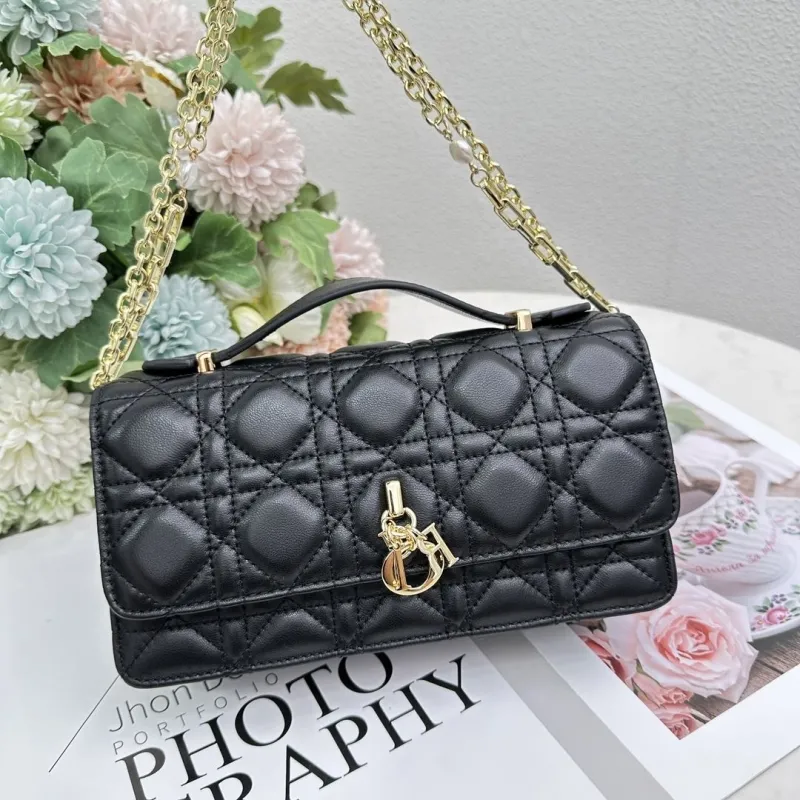 Dior Clutch Bags-17 - Image 3