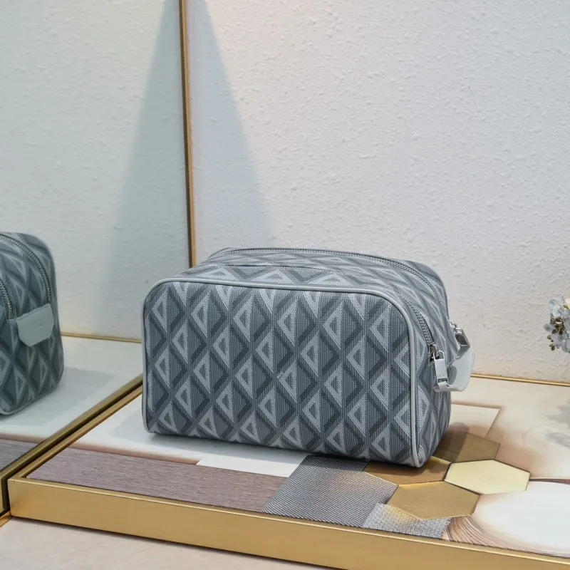 Dior Cosmetic Bags-13 - Image 3