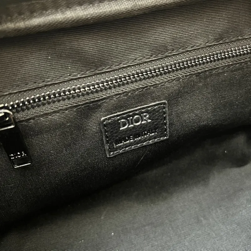 Alternative view of Dior Cosmetic Bags-17