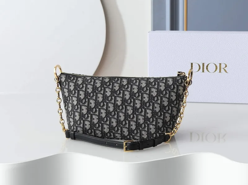 Alternative view of Dior Satchel bags-39