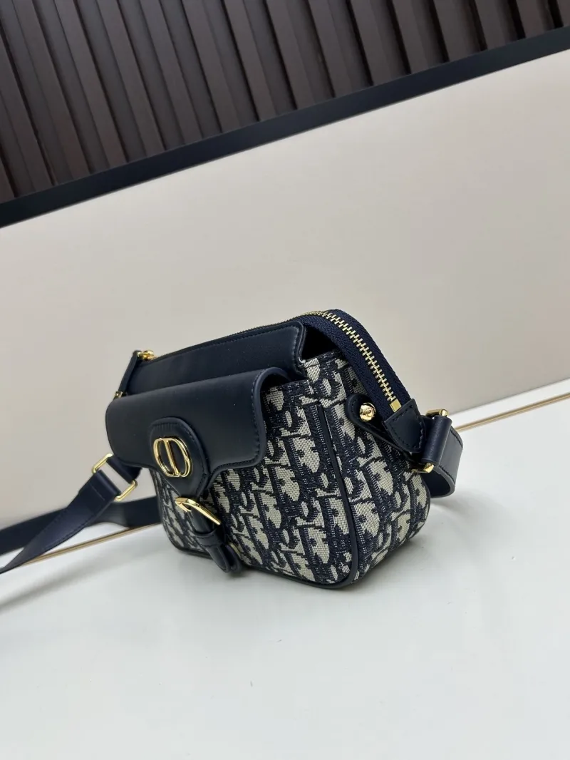 Alternative view of Dior Satchel bags-81