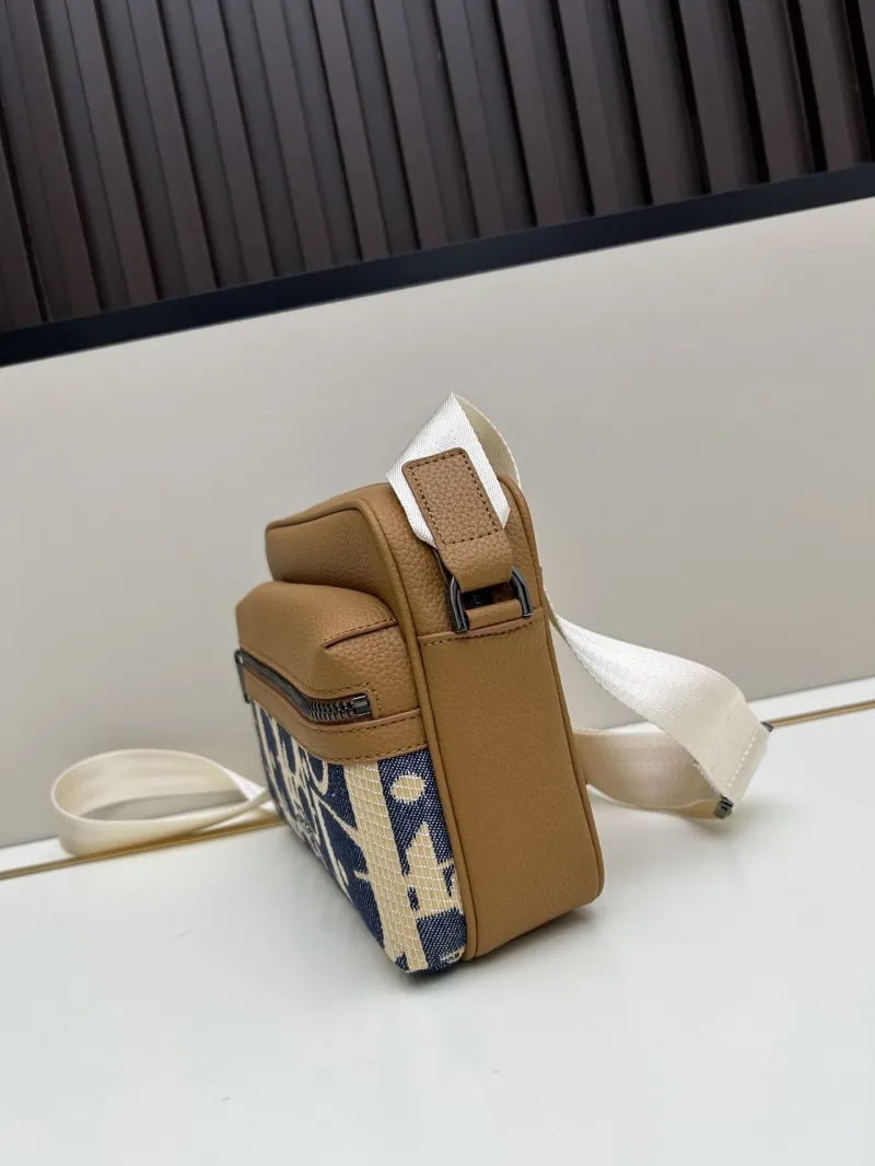 Alternative view of Dior Satchel bags-83