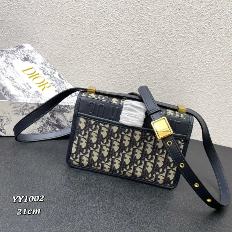 Alternative view of Dior Satchel bags-86