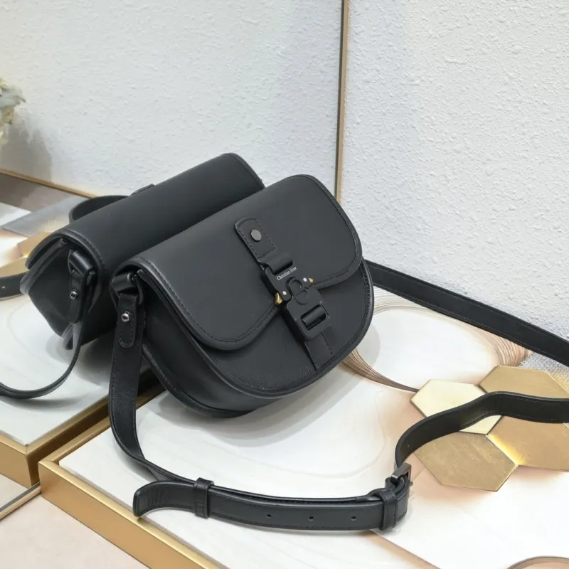 Alternative view of Dior Satchel bags-89
