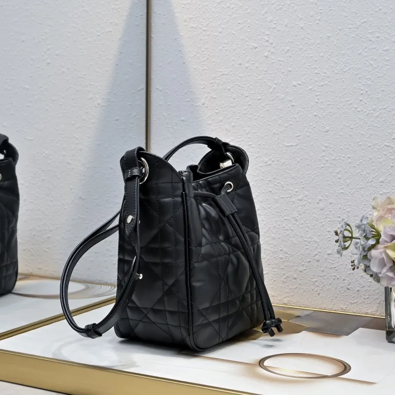 Alternative view of Dior Satchel bags-111