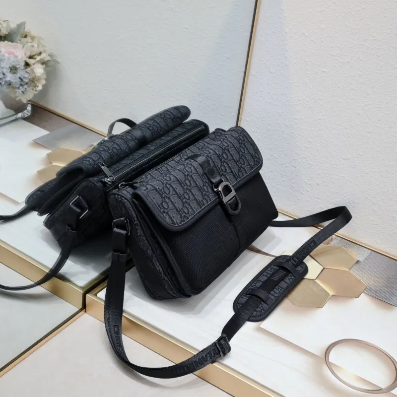 Alternative view of Dior Satchel bags-117