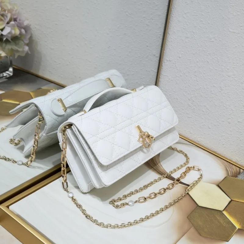 Alternative view of Dior Satchel bags-127