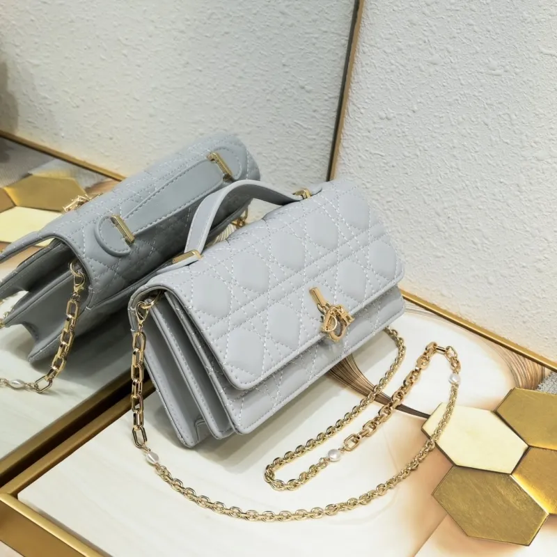 Alternative view of Dior Satchel bags-131