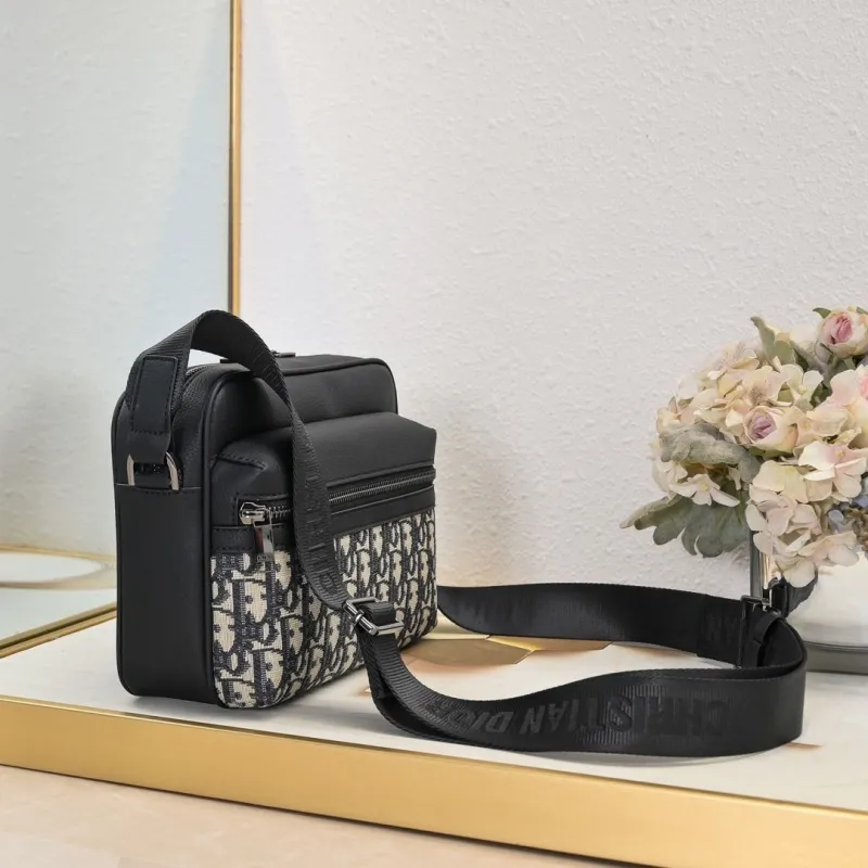 Alternative view of Dior Satchel bags-136
