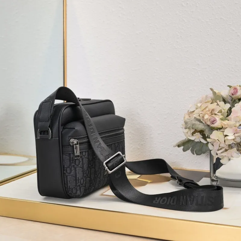 Alternative view of Dior Satchel bags-137