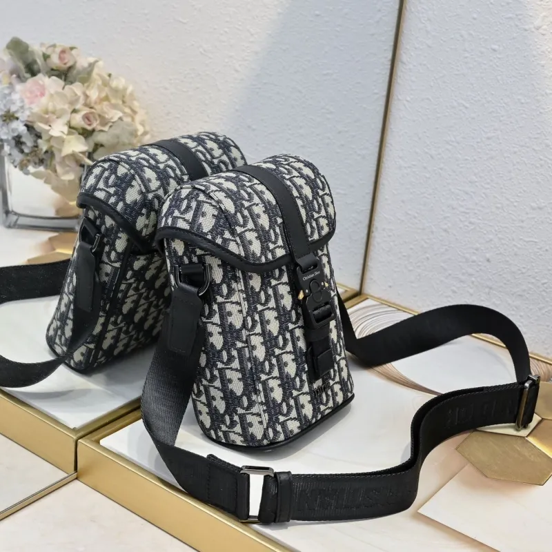 Alternative view of Dior Satchel bags-140