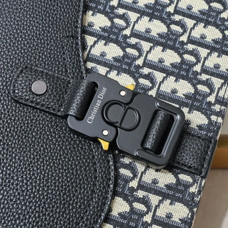 Alternative view of Dior Satchel bags-142