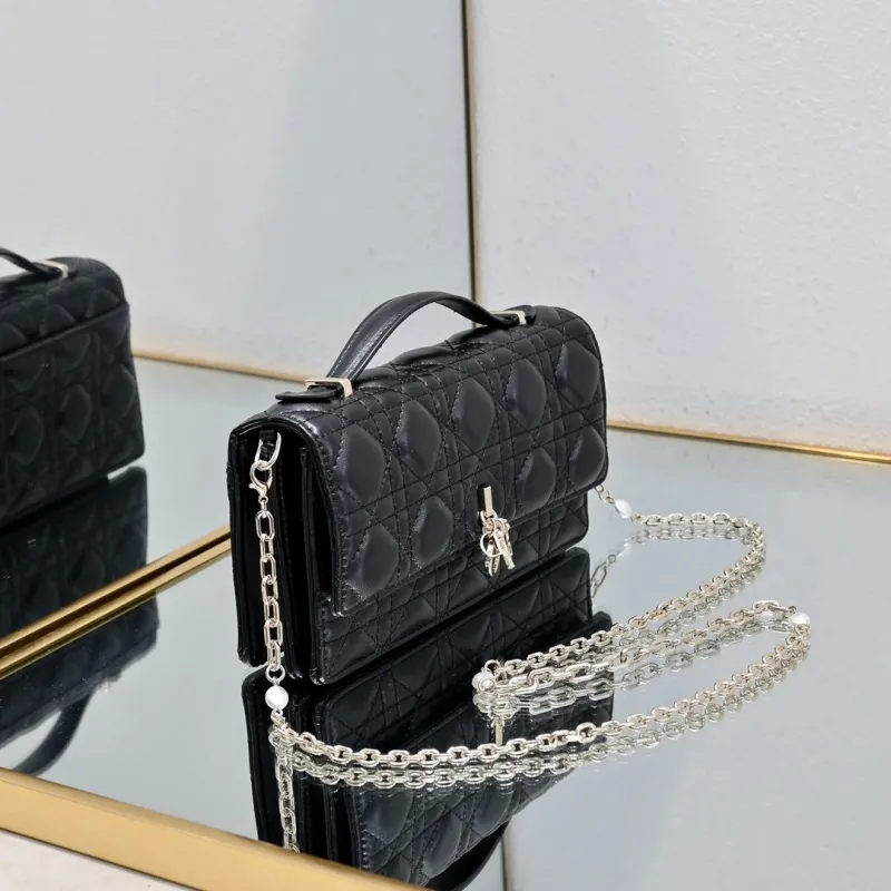 Alternative view of Dior Satchel bags-230