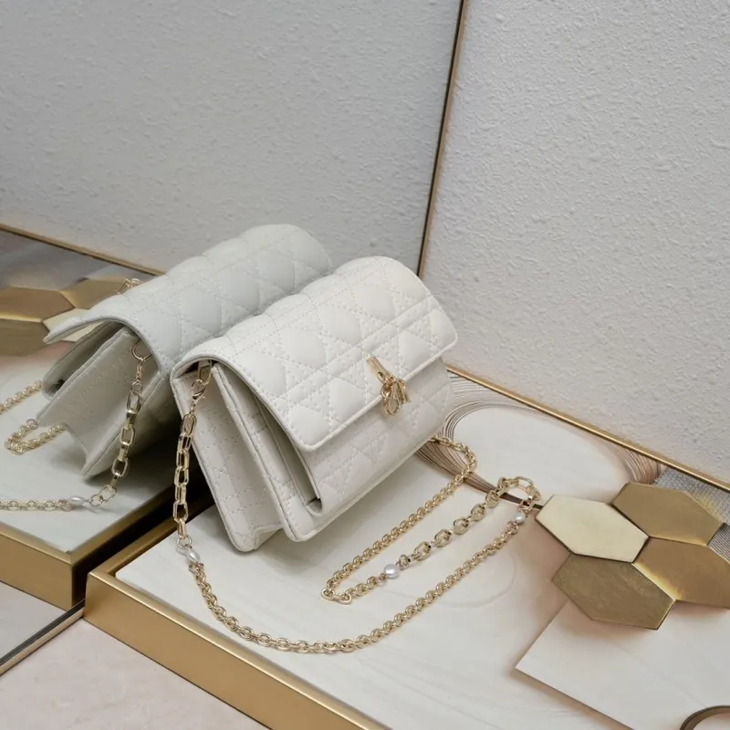 Alternative view of Dior Satchel bags-254