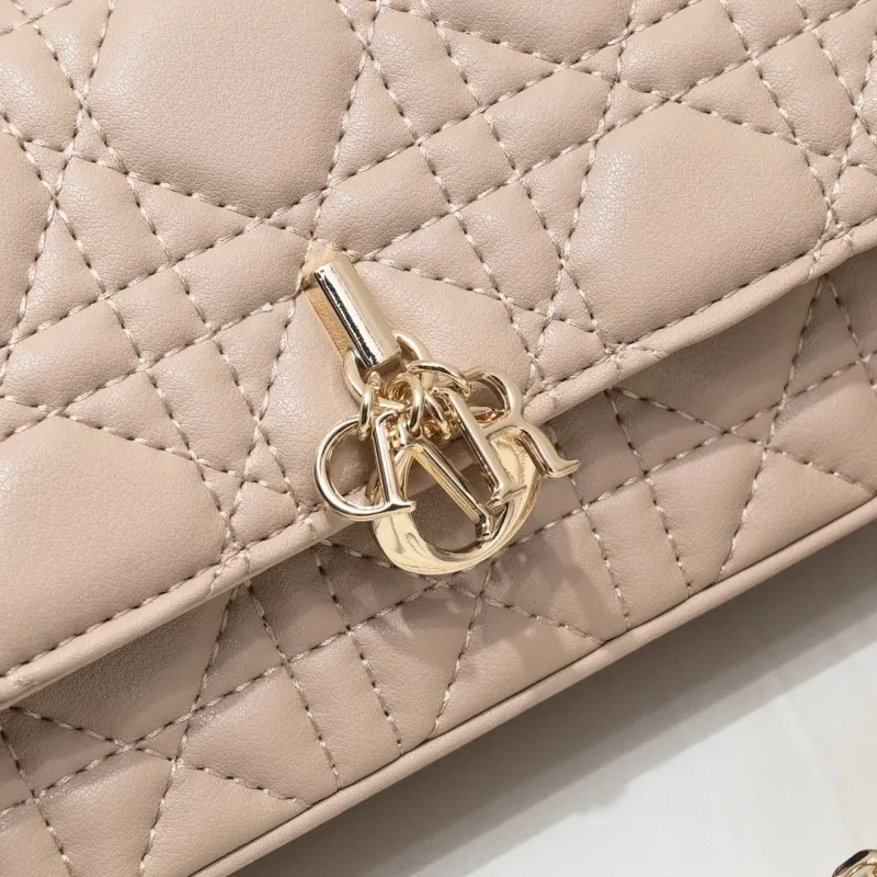 Alternative view of Dior Satchel bags-276