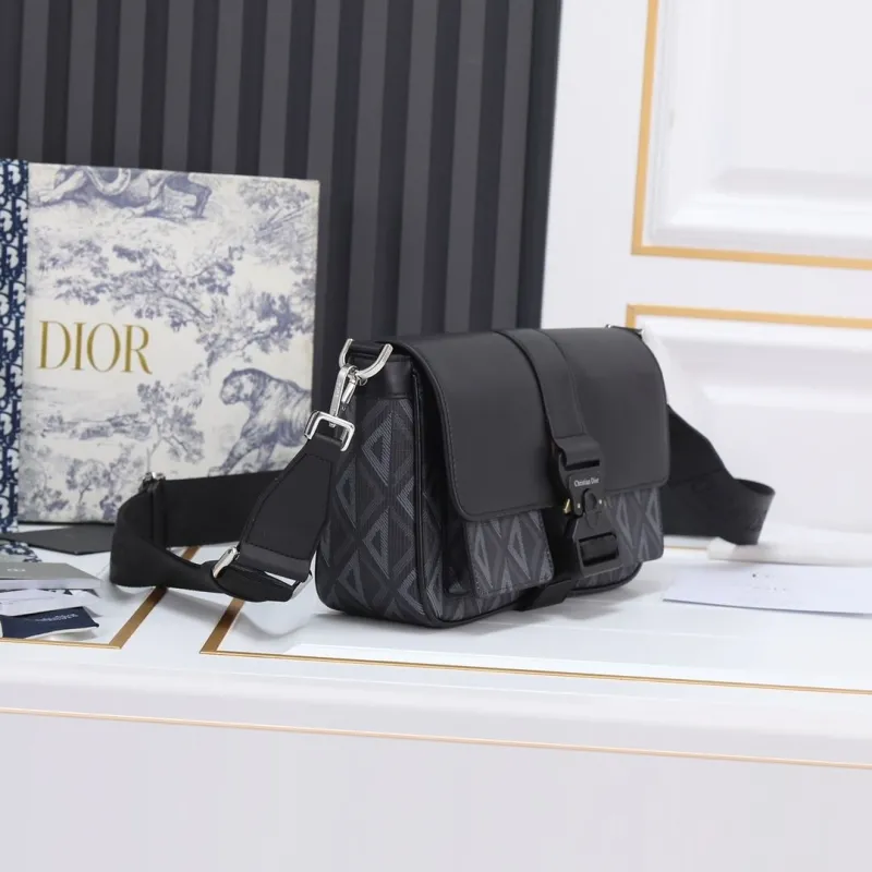 Alternative view of Dior Satchel bags-317