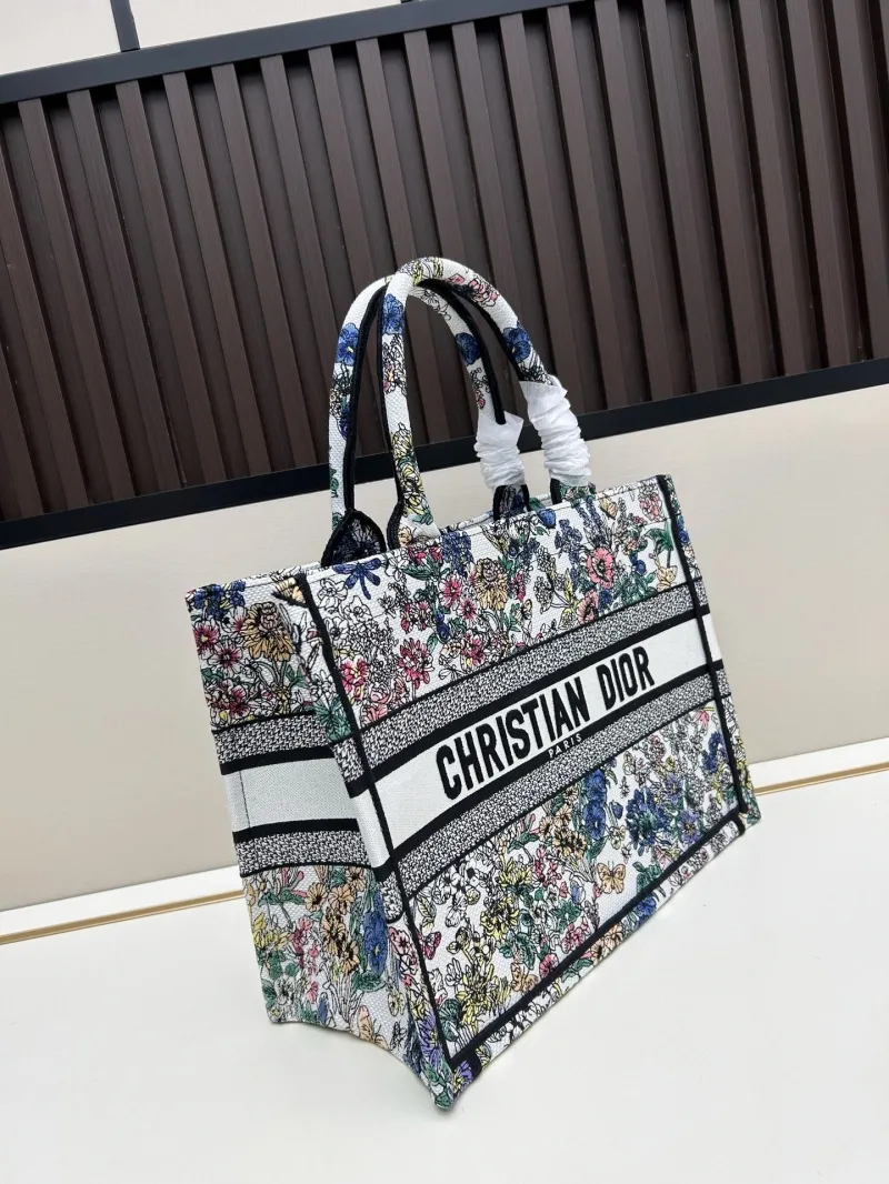 Alternative view of Dior Shopping Bags-8