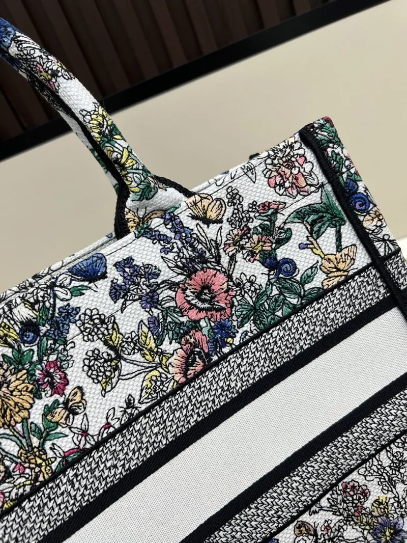 Dior Shopping Bags-8 - Image 6