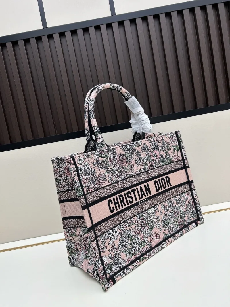 Dior Shopping Bags-10 - Image 3