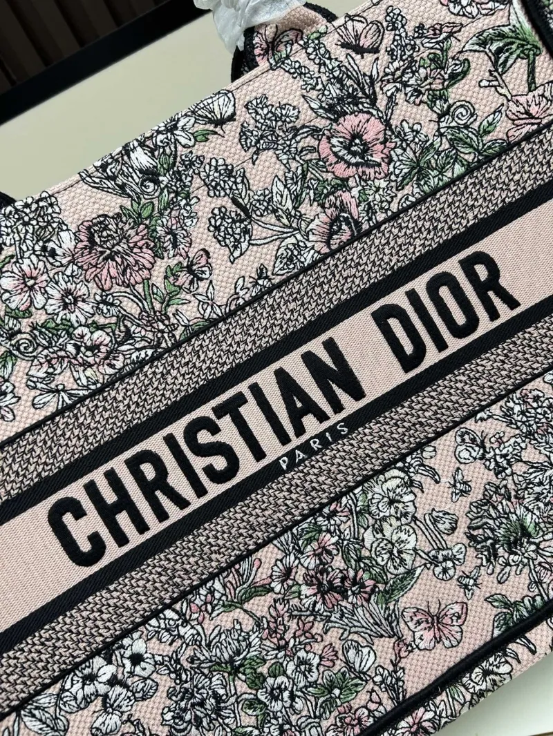 Dior Shopping Bags-10 - Image 5