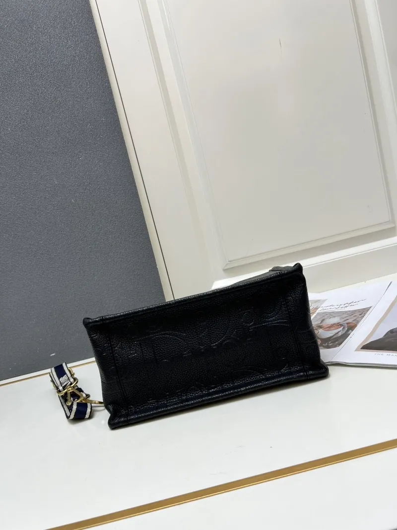 Dior Shopping Bags-17 - Image 9