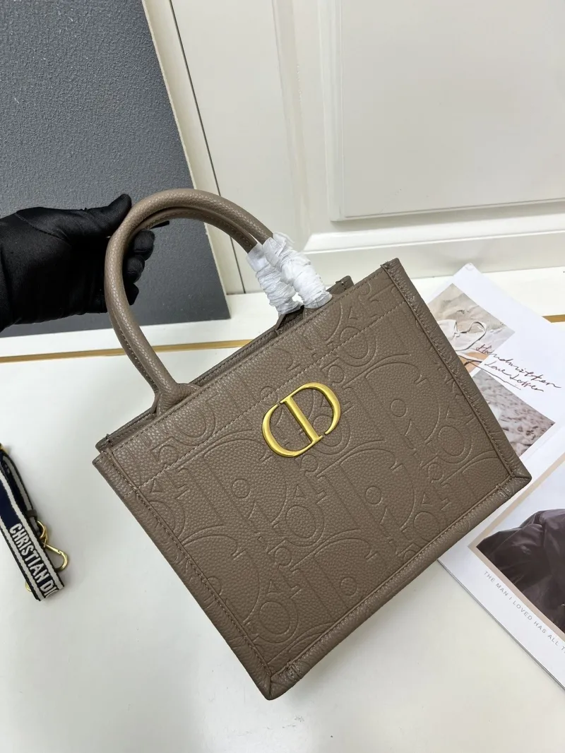 Dior Shopping Bags-19 - Image 5
