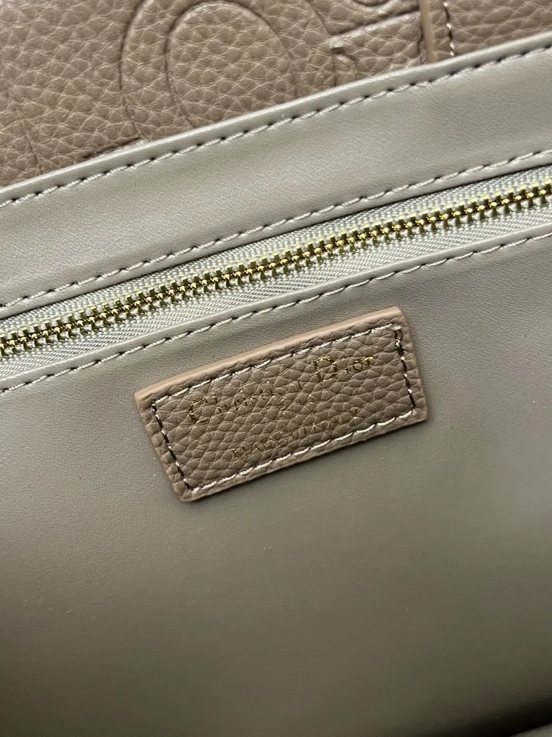 Dior Shopping Bags-19 - Image 10