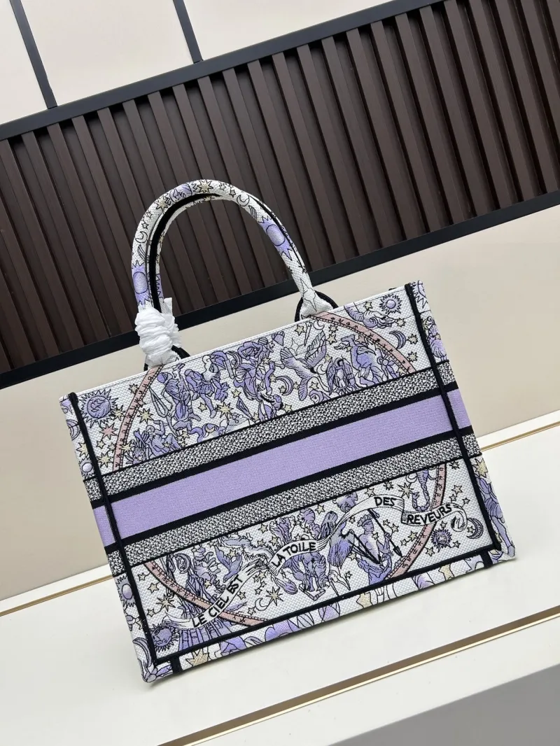 Dior Shopping Bags-21 - Image 4